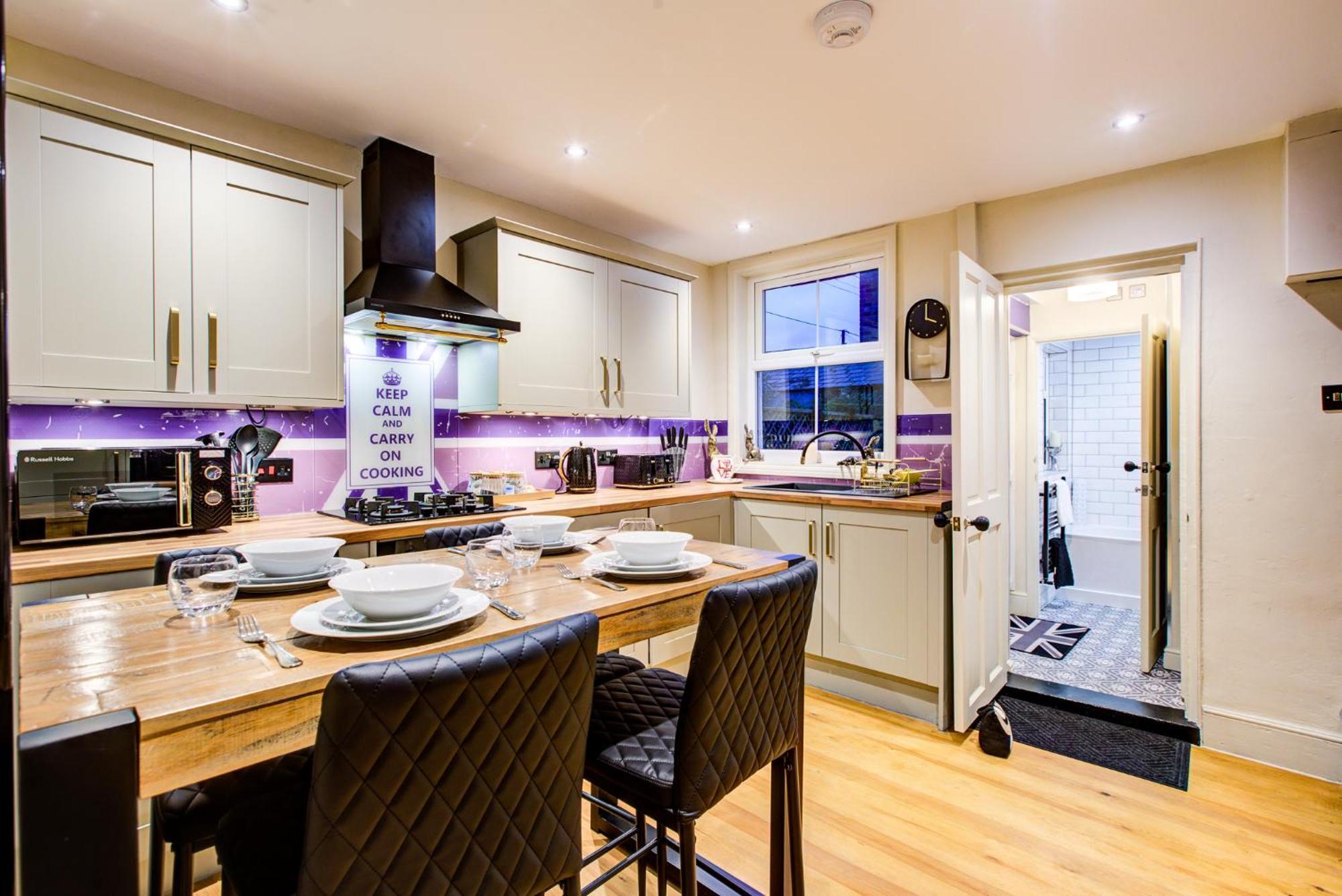 Queens Cottage, Wivenhoe Stylish, Plush, Cosy, Convenient & Quirky, 2X Double Bed Period Cottage Plus Patio - 9 Min Walk Train, 4 Min Walk High Street Pubs, Restaurants, Shops 外观 照片