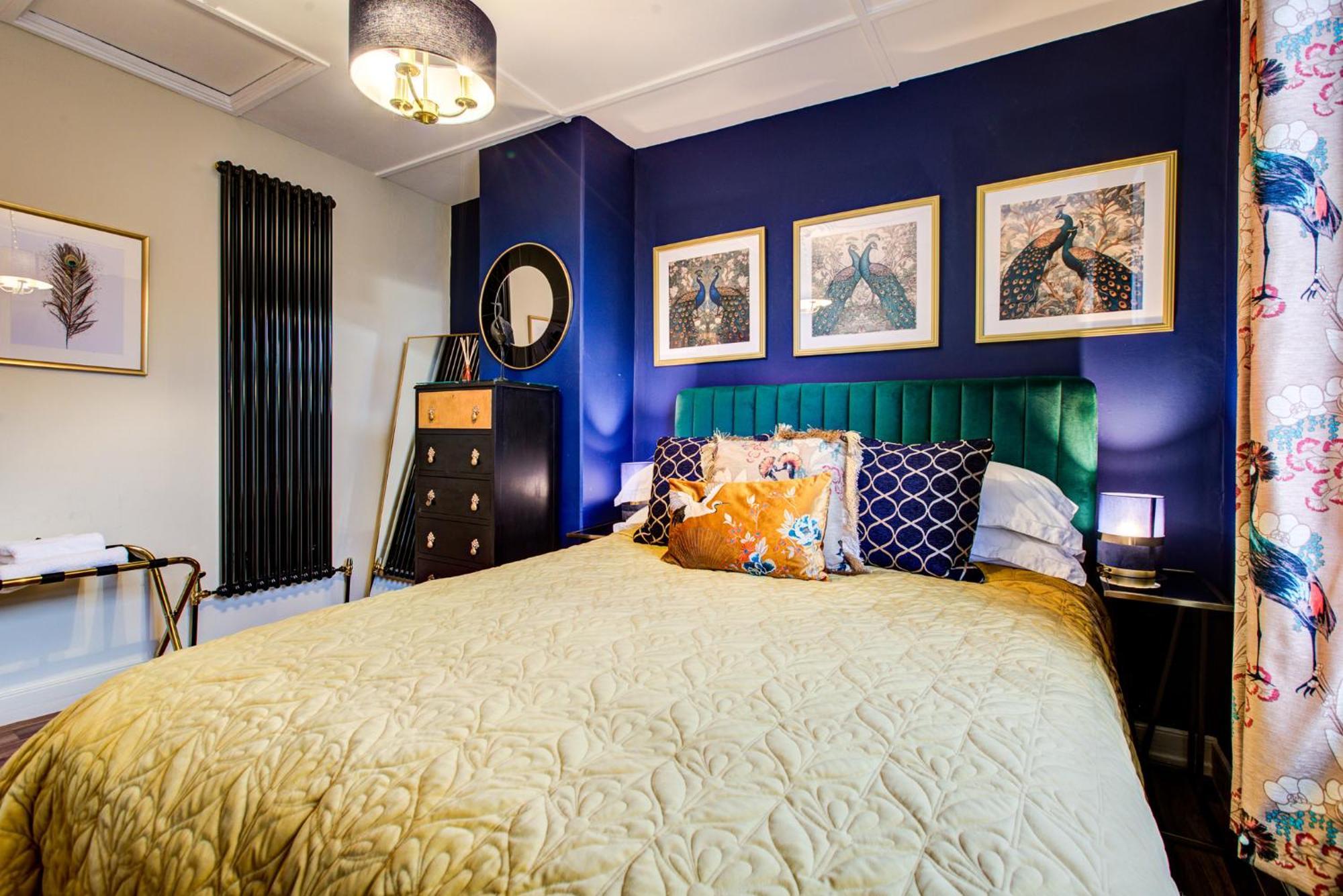 Queens Cottage, Wivenhoe Stylish, Plush, Cosy, Convenient & Quirky, 2X Double Bed Period Cottage Plus Patio - 9 Min Walk Train, 4 Min Walk High Street Pubs, Restaurants, Shops 外观 照片
